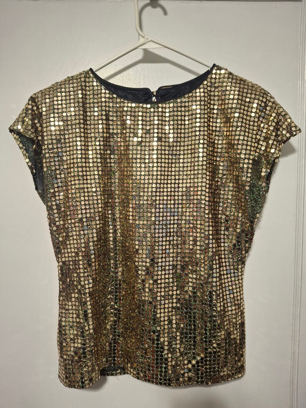 Three Flaggs, Sequin Short Sleeve Women’s Top, Gold, Medium